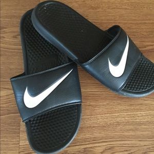 Men’s Black NIKE Slides